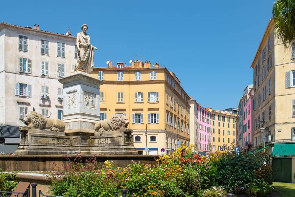 アジャクシオ5連泊_6J